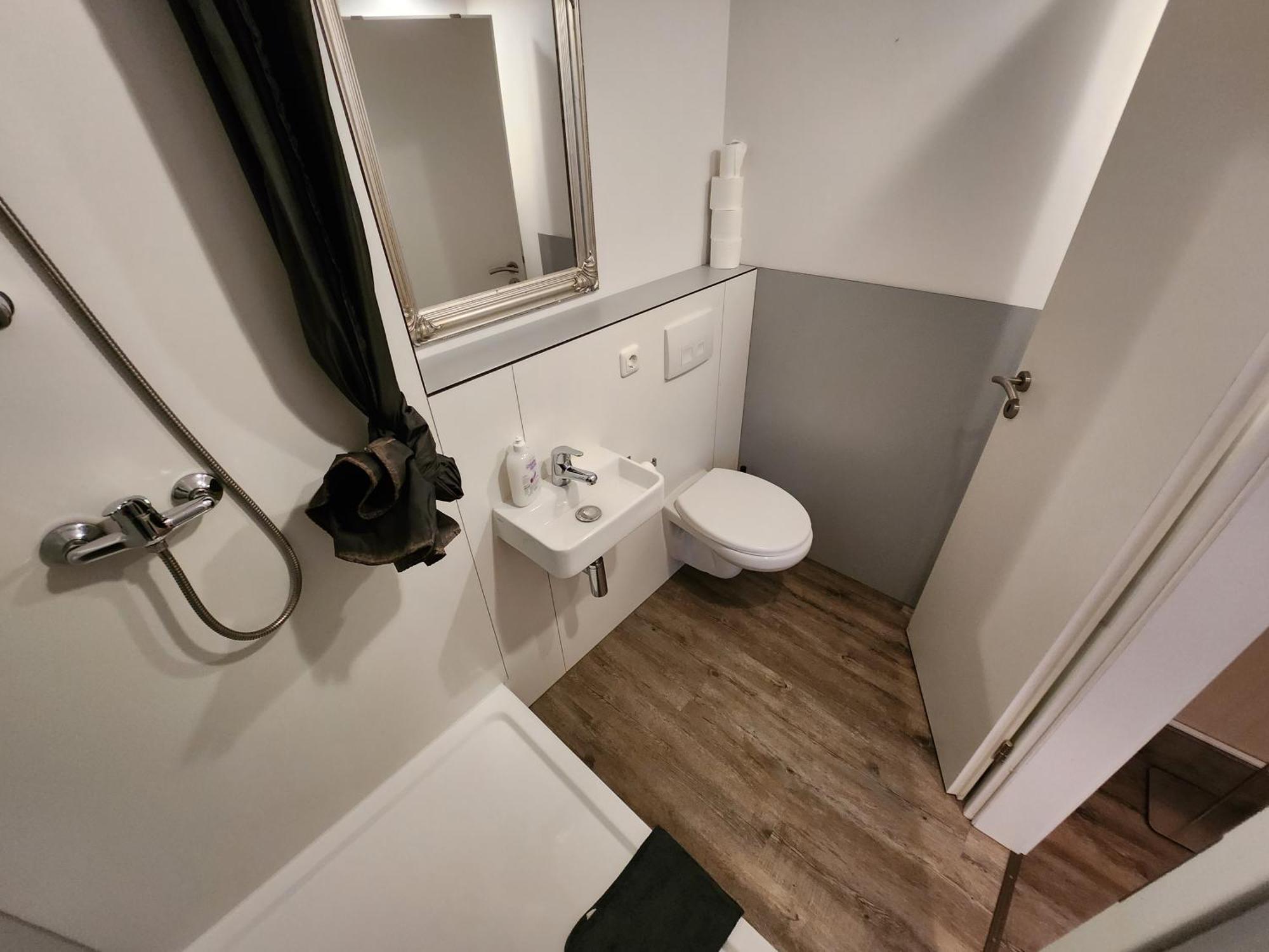 Studio-Apartments & Moeblierte Wohnungen Fuer Monteure Zentral In Mulheim an der Ruhr Bagian luar foto